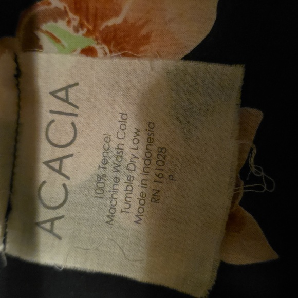 Acacia Mana Dress - Picture 2 of 3